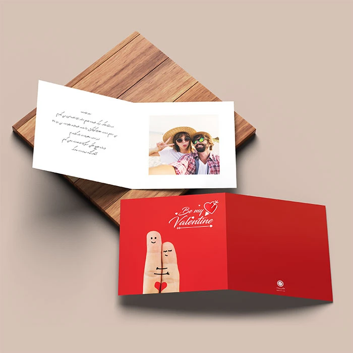 کارت پستال عاشقانه در کنار هم