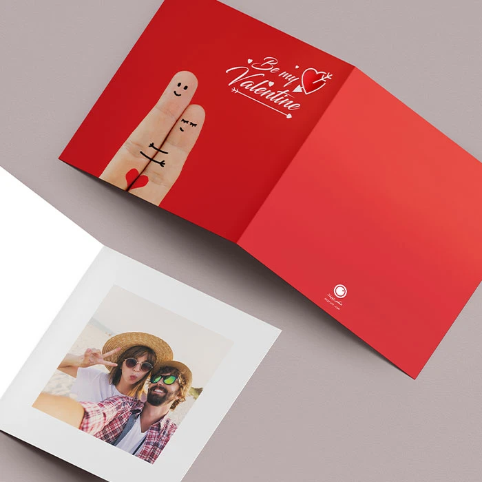 کارت پستال عاشقانه در کنار هم